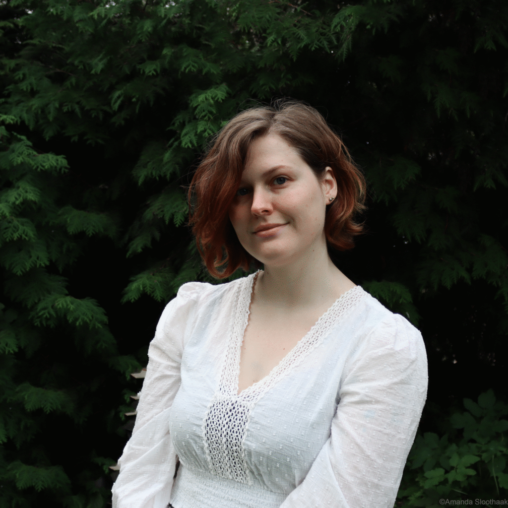 Author Photo Amanda Sloothaak 1 1024x1024